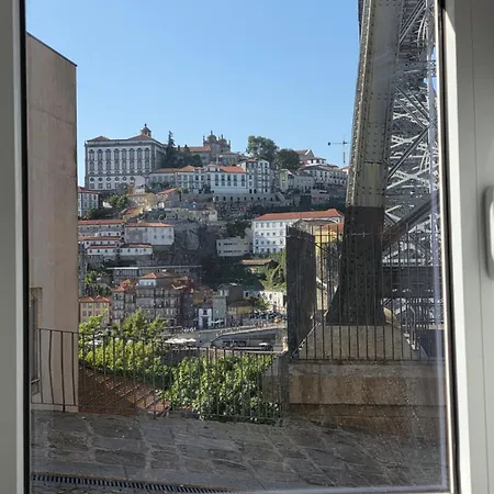 House With Hottub By Douro River & Iconic Bridge Σπίτι διακοπών Βίλα Νόβα ντε Γκάια