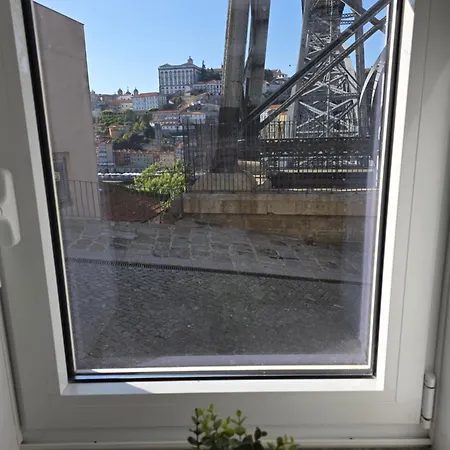 Dom wakacyjny House With Hottub By Douro River & Iconic Bridge