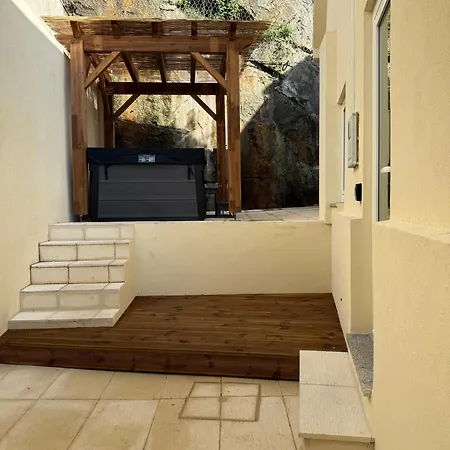 Σπίτι διακοπών House With Hottub By Douro River & Iconic Bridge